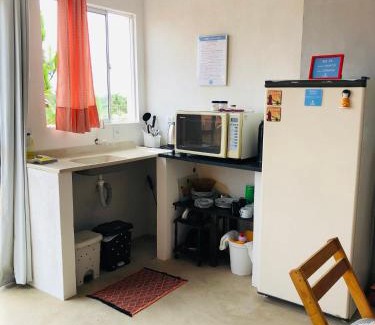 Nossa Senhora de Fatima Casa | Pousada LUGAR - Quarto CORAL familiar e tranquilo