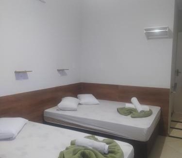 Aparecida Apartamento | Pousada Quarto Aconchegante Suite com garagem perto da basílica