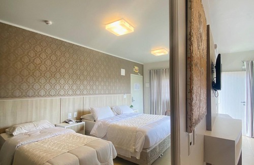 Praia da Armacao do Itapocoroi Hotel | Pousada Quinta da Baleeira