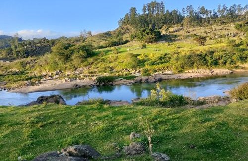 Pedras Grandes Cabina | Pousada Vale das Pedras 01