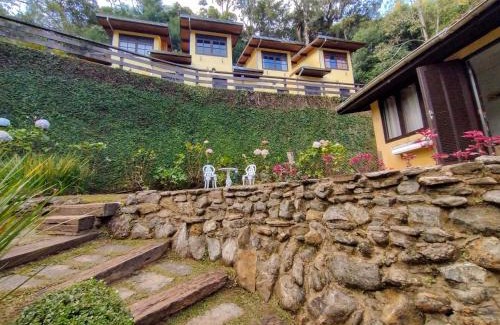 Monte Verde Casa | Pousada Villa de charme hospedagem com hidromassagem e lareira
