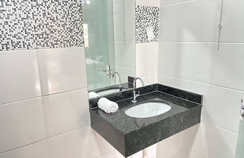 Praia da Armacao do Itapocoroi Hotel | Pousada Villa Sambaqui