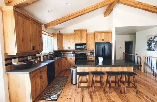 Eden Casa | Powder Mountain 5 Bedroom Home Woodfired Sauna
