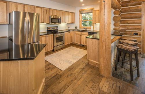 Powder Ridge Casa | Powder Ridge Cabin | 6 Chief Gull