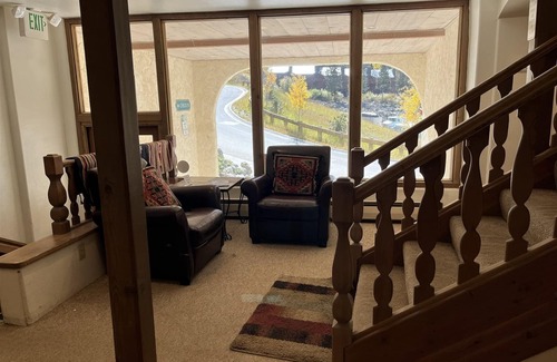 Taos Ski Valley Condominio | Powderhorn 301 and 302