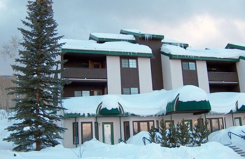 Mesa Condominio | Powderhorn Ski Resort Condominio de lujo. Slopeside, a 100 yardas a los ascensores!