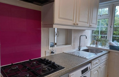 East Dunstable Casa | Poynters House - Huku Kwetu (Luton)