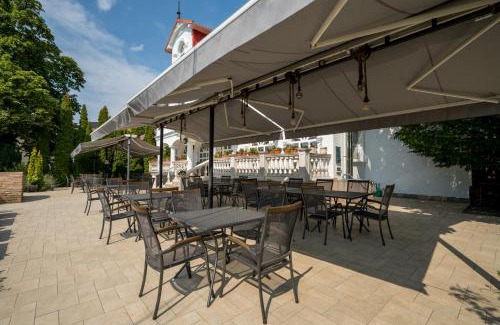 Miskolc-Tapolca Cama Y Desayuno | Prémium Panzió Miskolctapolca