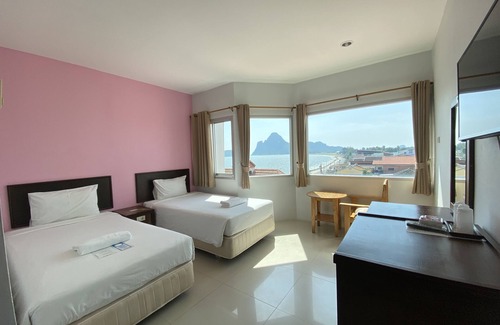 Prachuap Khiri Khan Hotel | Prachuap Beach Hotel
