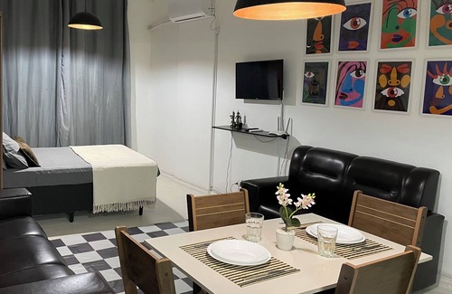 Centro Apartamento | Practical and functional apartment in the center of RJ. Easy access to tourist attractions.