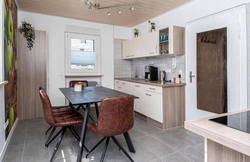 Thur Casa | Alojamiento de 2 habitaciones en Thür