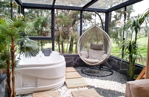 Loja Casa | Prado Glamping En una hacienda ganadera y rodeado de un bosque de pino