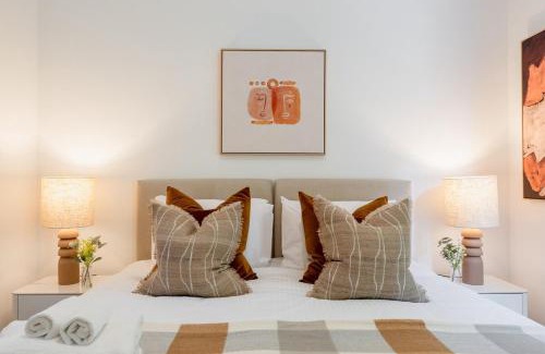 Prahran Casa | Prahran Timeless & Modern Haven, with parking