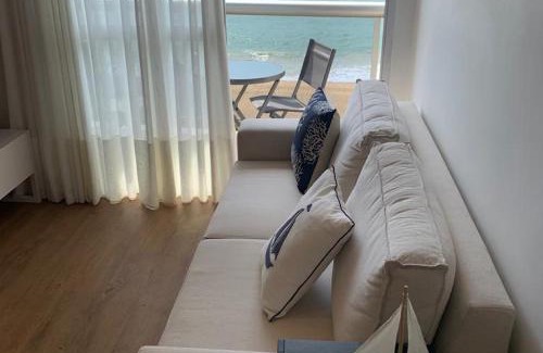 Vila Velha Apartamento | Praia da Costa Ape - Pe na Areia