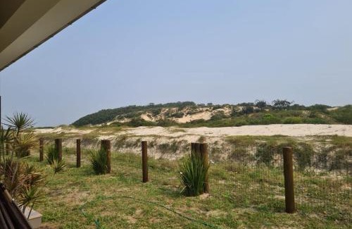 Ararangua Casa | Praia e conforto no Morro dos Conventos