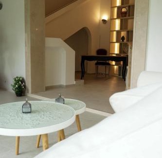 Capo Rizzuto Cama Y Desayuno | Praialonga Suites with Pool and Garden