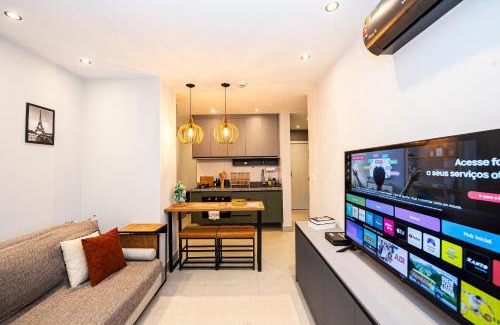 Aparecida Apartamento | Praiamar Shoppping ao Lado, Praia a Poucos Passos