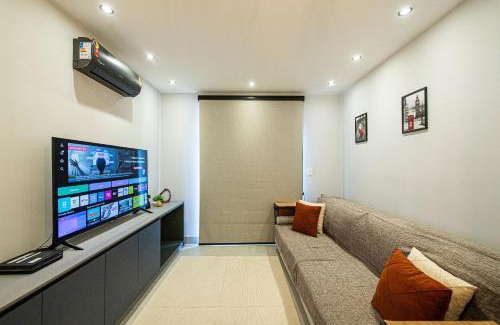 Aparecida Apartamento | Praiamar Shoppping ao Lado, Praia a Poucos Passos