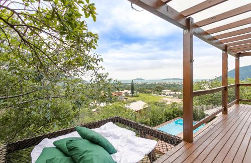 Pantano do Sul Villa | Praias, Piscina e Hidro muito conforto com vista