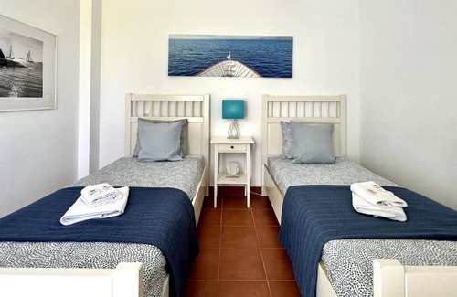 Prainha Villa | PRAINHA ALGARVE VILLA WITH POOL by HOMING