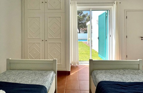 Prainha Villa | PRAINHA ALGARVE VILLA WITH POOL by HOMING
