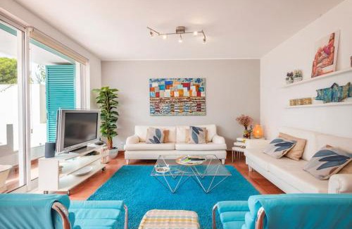Prainha Villa | Prainha Sunny 5BR Villa (up to 13 guests)
