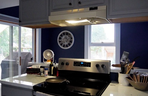 East Campus Casa | Prairie Graceland - short term rental in Lincoln's historic East Campus district
