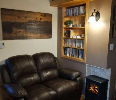 Fort Macleod Casa | Prairie Rose Cottage