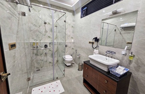 Pimpri - Chinchwad Complejo | Prana Resorts and Banquets