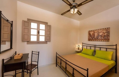 Vlychada Hotel | Prana Thera
