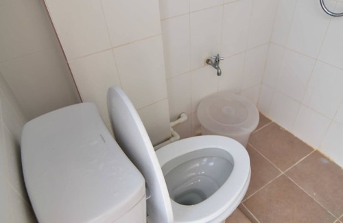 Wat Bowon Niwet Casa | Prasuri Guest House