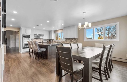 Green Bay Casa | Preble Hills Oasis/Indoor Court/Hot Tub/Arcade