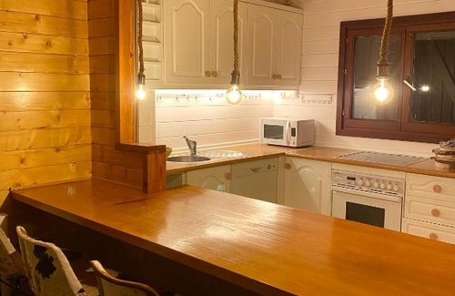 Pradollano Chalet De Esquí | Preciosa cabaña con vistas a la montaña