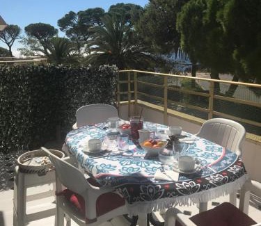 Sant Feliu de Guixols Apartamento | Precioso apartamento en S'Agaró con fantásticas vistas al mar