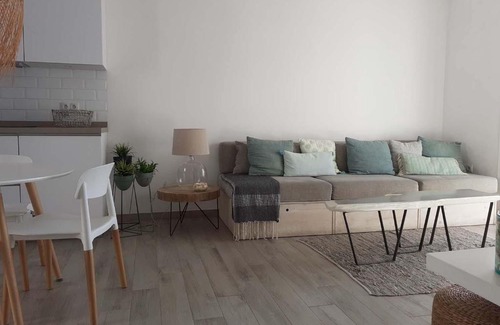 Agua Amarga Apartamento | Precioso Apartamento a 20 metros del mar