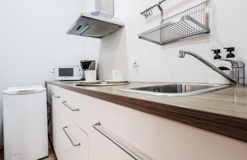 San Julian Apartamento | Precioso estudio en San Julián Sevilla, AC WiFi Hiniesta estudio