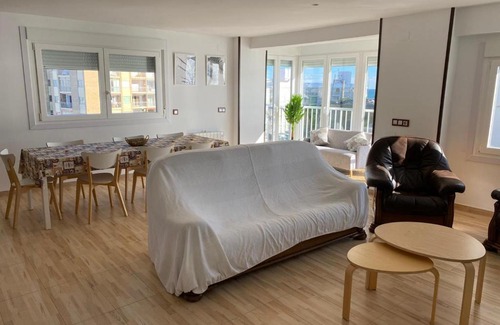 Faro de Cullera Apartamento | Precioso piso con piscina en Cullera (valencia)