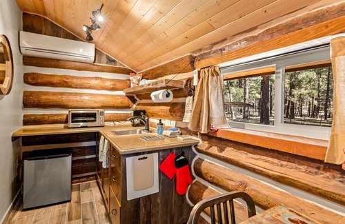 Parks Cabina | ¡Preciosa como una joya! Atractivo, Cabina histórica, recientemente restaurado, para 2 personas, ubicación perfecta!