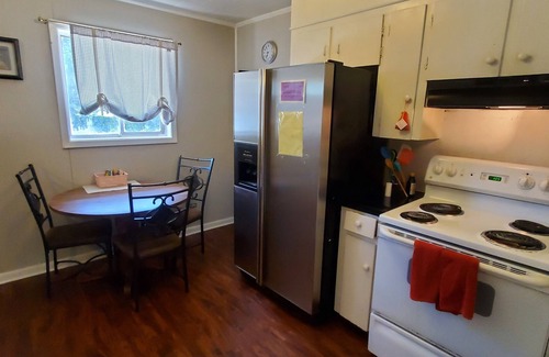 West Monroe Casa | Precious, comfortable, affordable -2 Bedroom 1 Bath Apartment