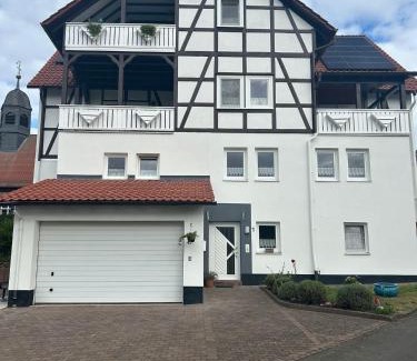 Neukirchen Apartamento | Preiswerte Ferienwohnung