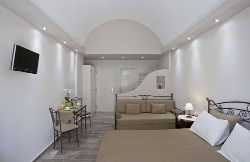 Kamari Hotel | Preka Maria Hotel