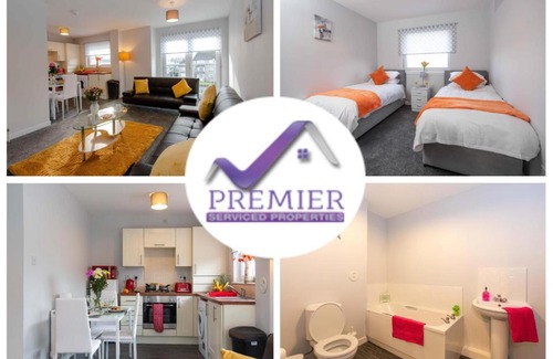 Motherwell Apartamento | PREMIER - Chapel Apartment with Driveway!