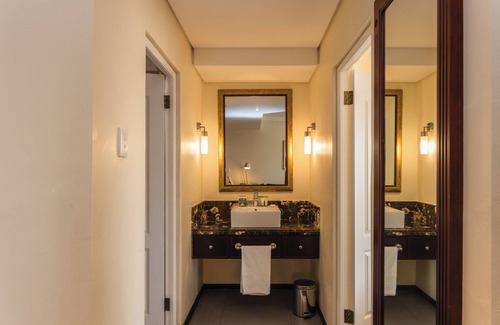Quigney Beach Hotel | Premier Hotel Regent