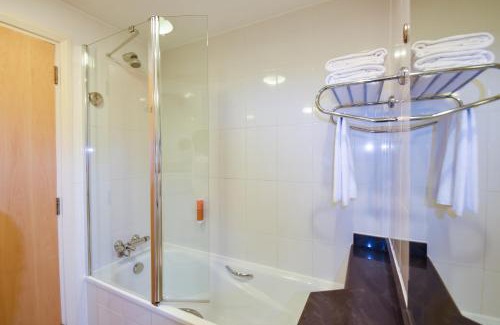 Capital Centre Hotel | Premier Inn Abu Dhabi Capital Centre