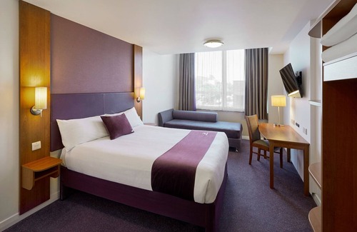 Doncaster Hotel | Premier Inn Doncaster Central