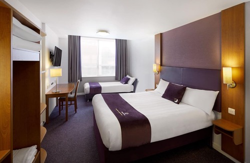 Doncaster Hotel | Premier Inn Doncaster Central