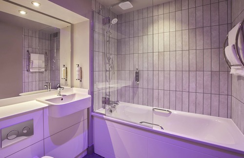 Leeds Hotel | Premier Inn Leeds City Centre - Leeds Arena