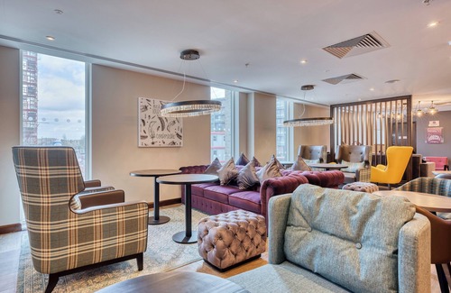 Canning Town South Hotel | Premier Inn London Docklands - Canning Town