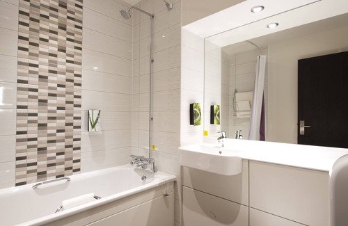 New Eltham Hotel | Premier Inn London Eltham