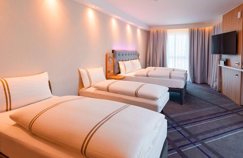 Schwetzingerstadt Hotel | Premier Inn Mannheim City Centre